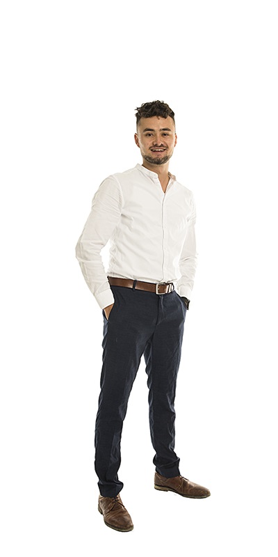 Kenji Blanke Ganzkörper 1